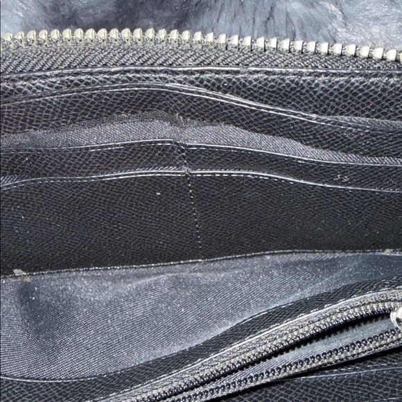 This is a Coach Slim Accordion Zip Wallet in the Bramble Rose F56732 2016/2017 - Picture 6 of 6